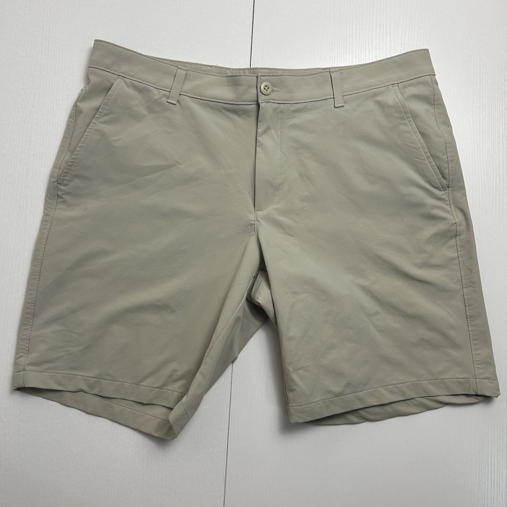 Under Armour Shorts Mens Size 40 Beige Match Play Tech Golf Performance Stretch